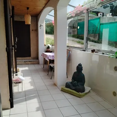 Guest house T1 Zen & Bien-etre, A Flanc De Colline 3*