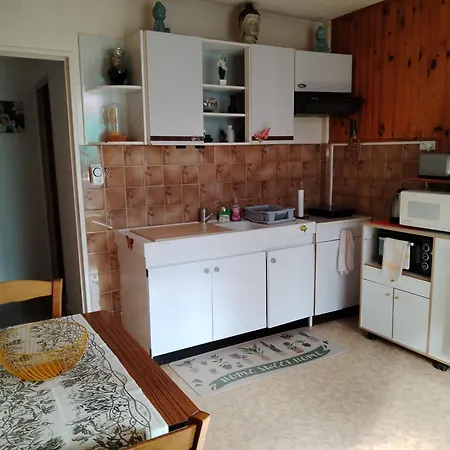 Guest house T1 Zen & Bien-etre, A Flanc De Colline 3*