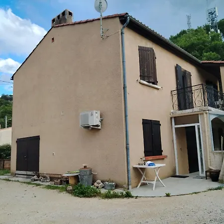 T1 Zen & Bien-etre, A Flanc De Colline