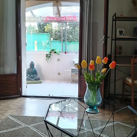 Guest house T1 Zen & Bien-etre, A Flanc De Colline